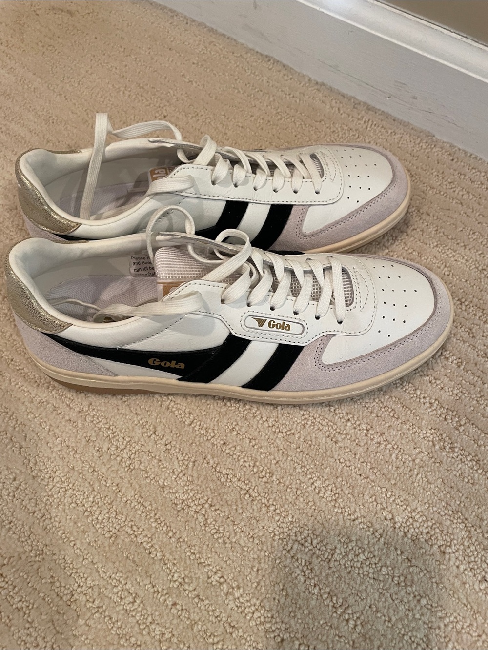Gola women’s White & Black Classic Trainer